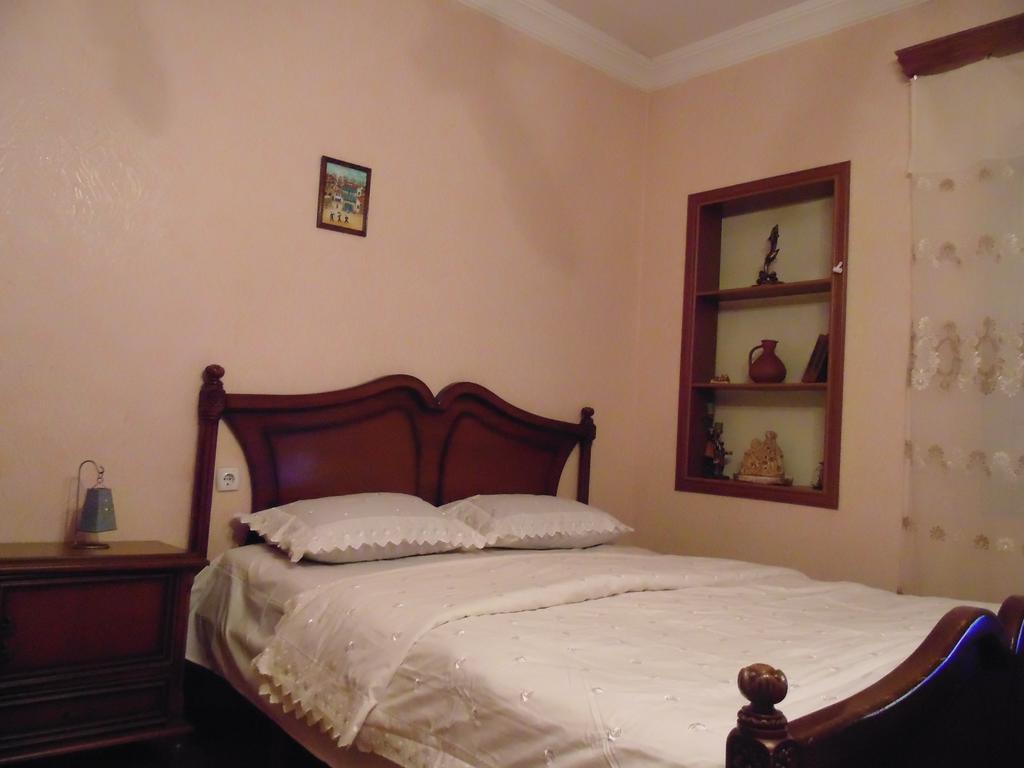 Apartment On Erekle Tbilisi Exterior foto